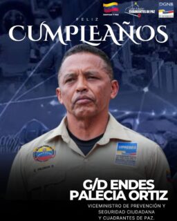 ¡Celebramos la vida y el compromiso! 🎂🇻🇪
Desde la Dirección General Nacional de Bomberos, extendemos nuestras más sinceras felicitaciones al G/D Endes Palencia Ortiz, Viceministro de Prevención, Seguridad Ciudadana y Cuadrantes de Paz, con motivo de su cumpleaños.
Agradecemos su incansable labor, liderazgo y dedicación en el fortalecimiento de la seguridad ciudadana y el apoyo constante a nuestros cuerpos de bomberos en todo el país. Que este nuevo año de vida esté lleno de salud, éxitos y bendiciones para seguir sumando esfuerzos por la protección de nuestro pueblo.
¡Feliz Cumpleaños! 👨🚒🔥
#DGNB #BomberosVenezuela #SeguridadCiudadana #CuadrantesDePaz #Prevención